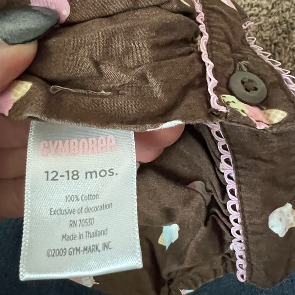 Gymboree ice cream infant set with matching ruffled socks…🍦 - Picture 2 of 7